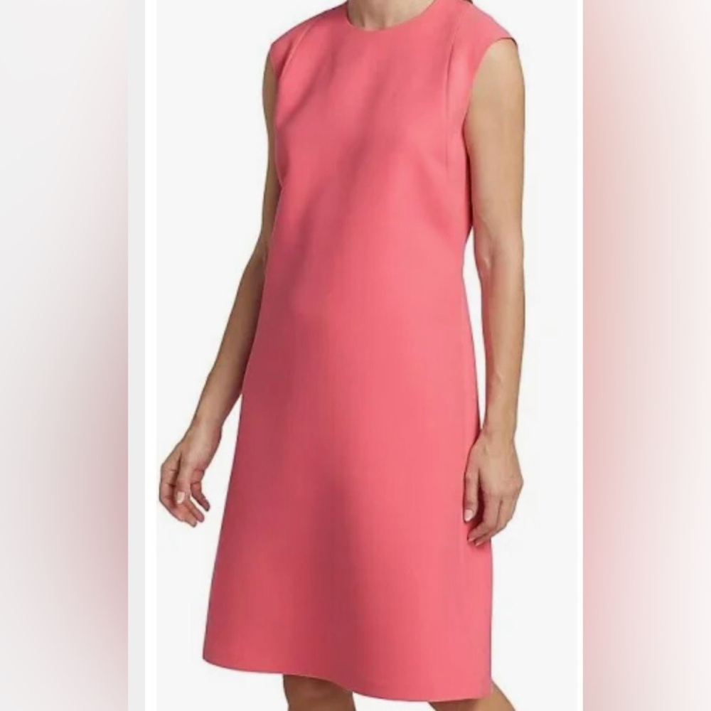 Sleeveless dress